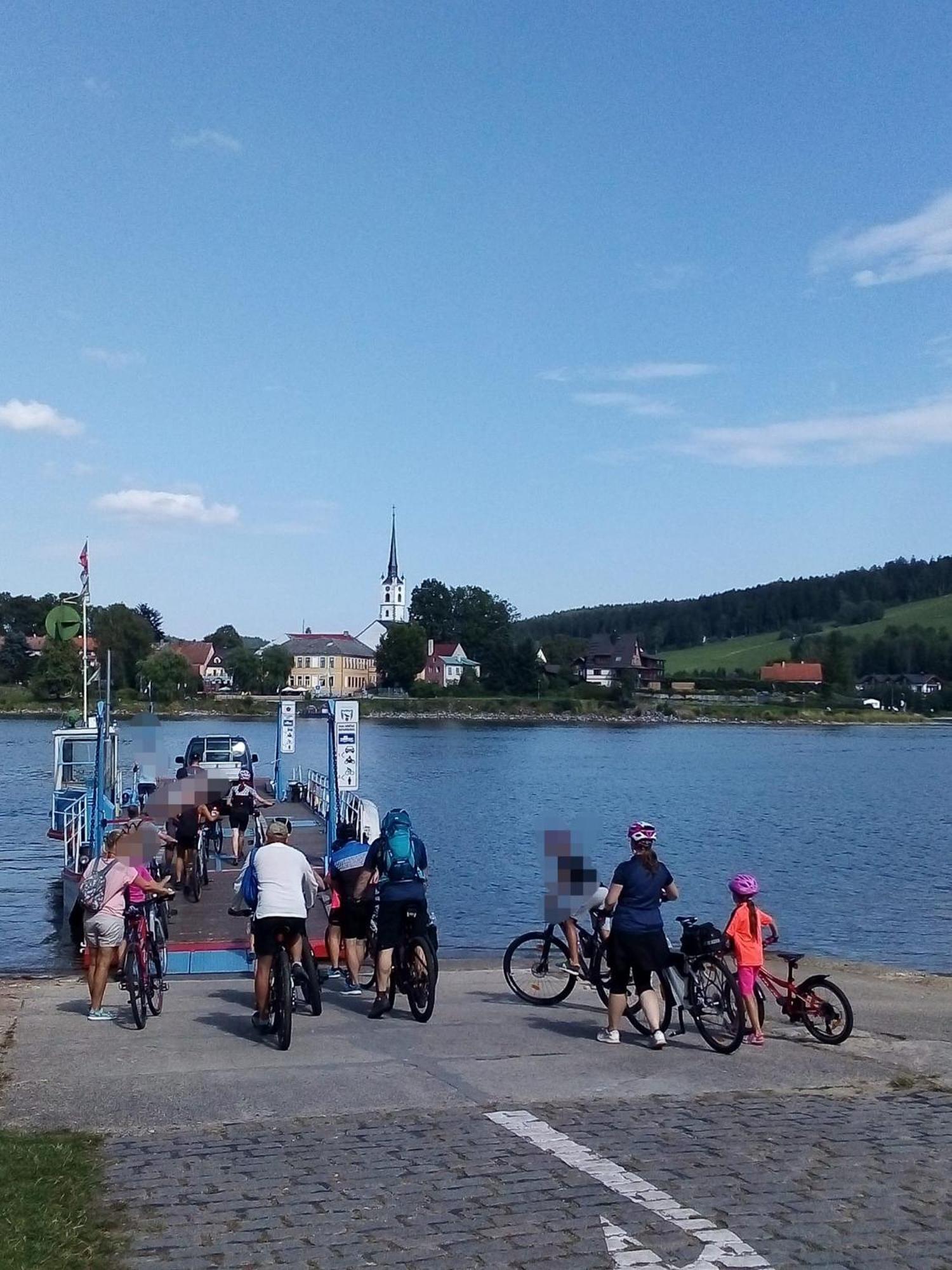 Apartman Leo Nr. 8 Lipno Nad Vltavou Exteriér fotografie