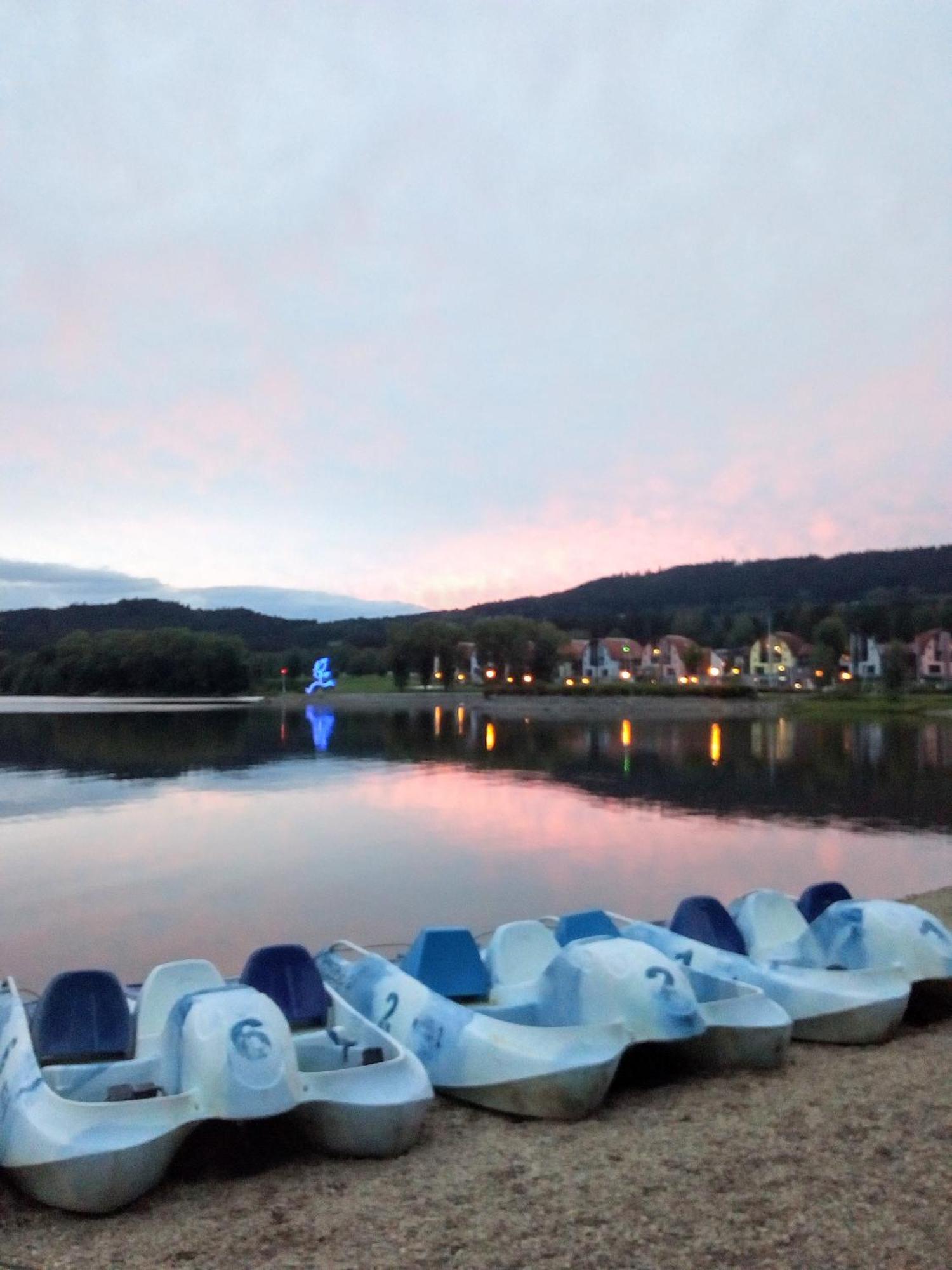 Apartman Leo Nr. 8 Lipno Nad Vltavou Exteriér fotografie